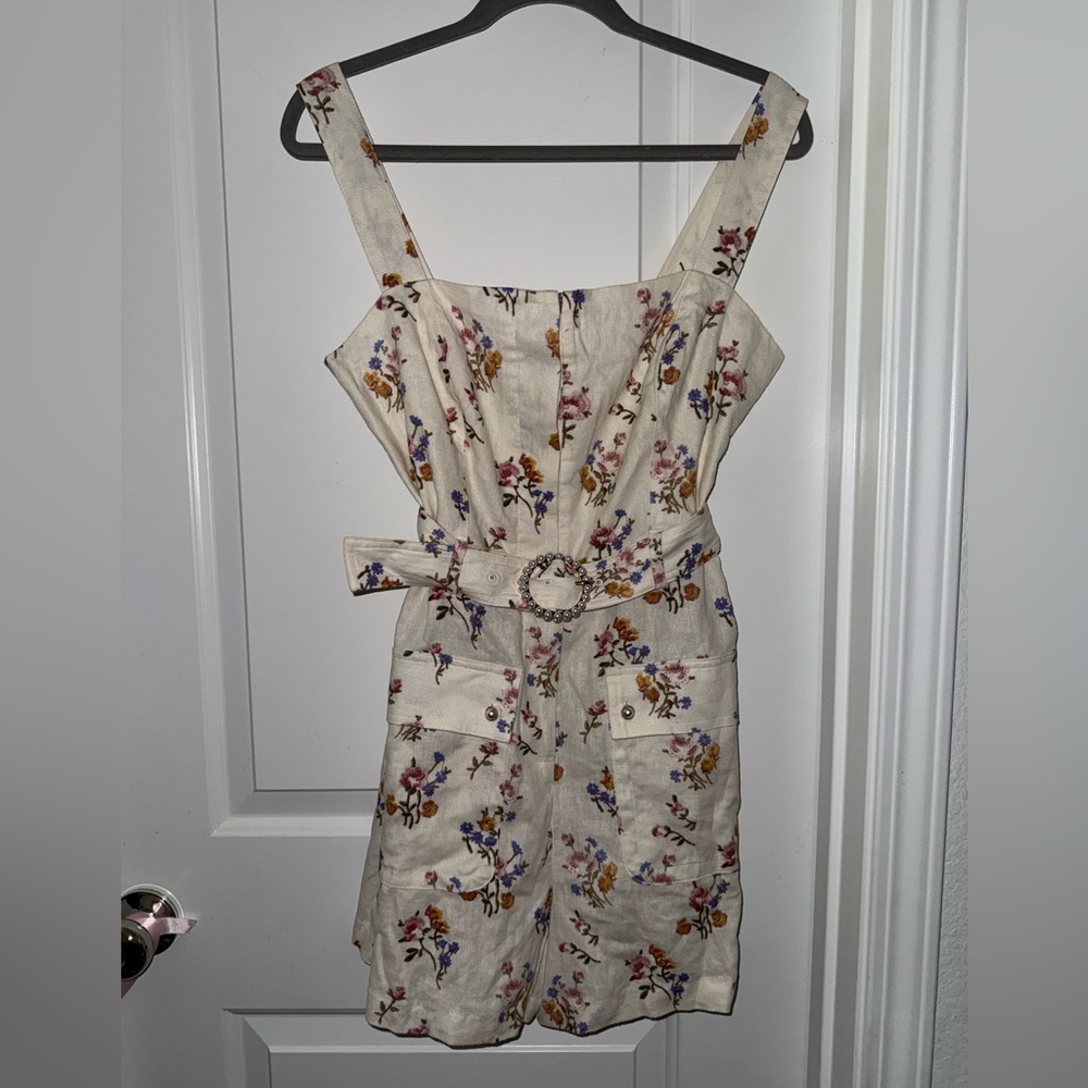 House of Harlow 1960 - Floral romper with belt - size US6
